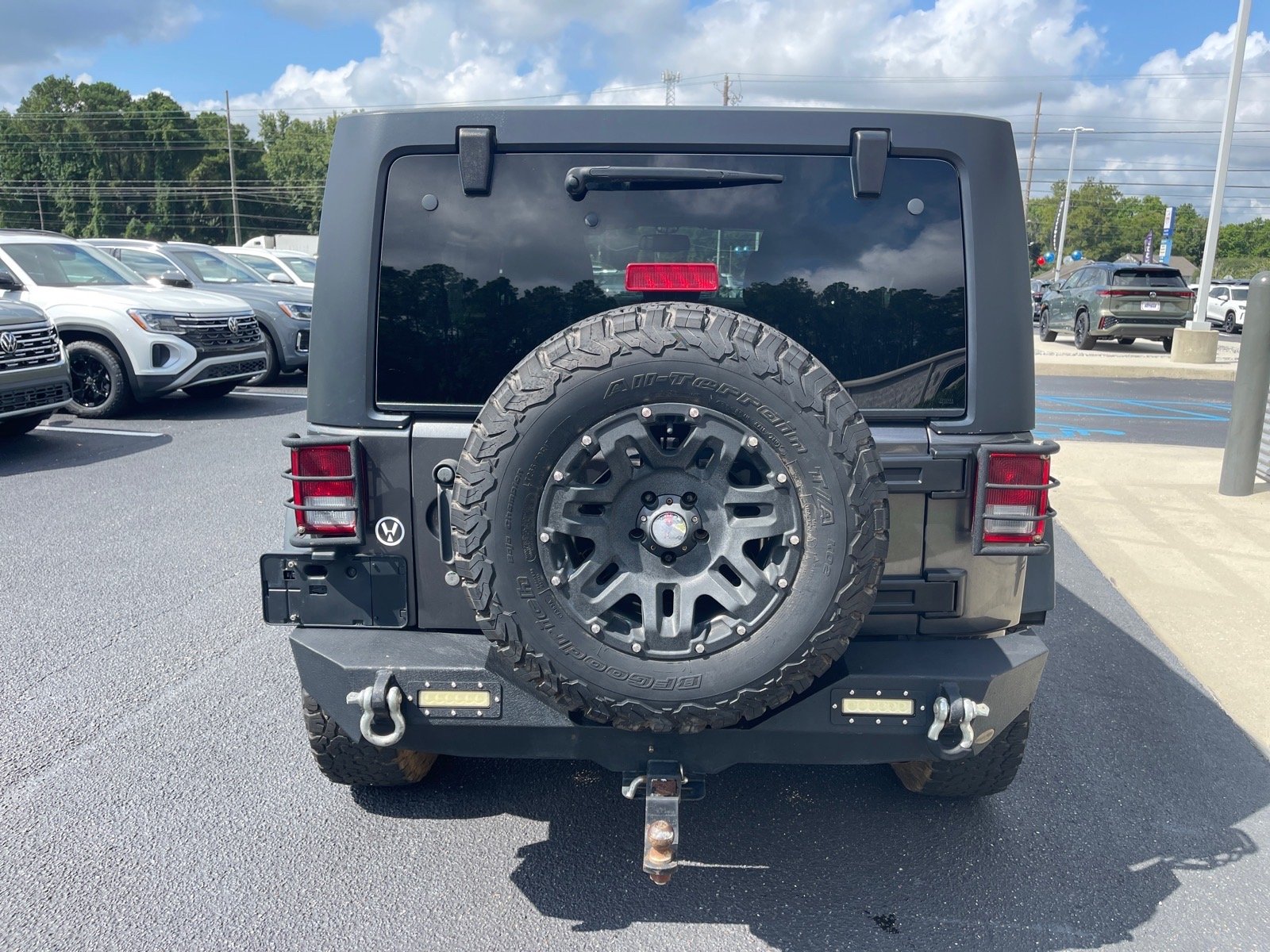 Used 2017 Granite Crystal Metallic Clear Coat Jeep Sport S image 13