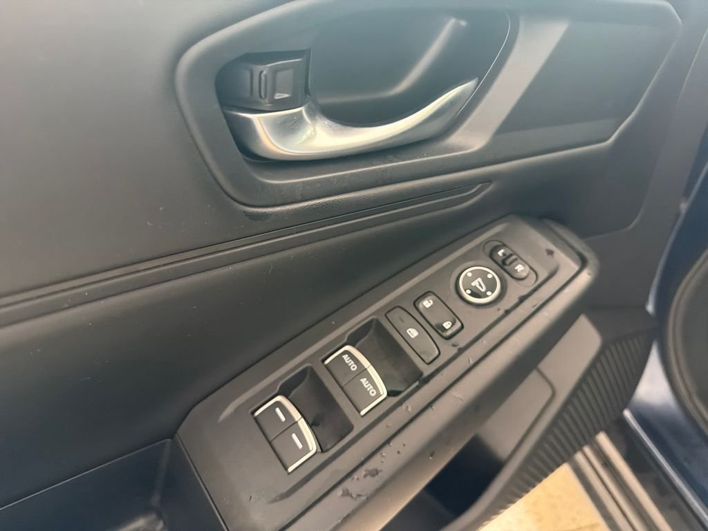 Used 2024  Honda EX image 10
