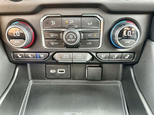Used 2023 Red Chevrolet High Country image 20