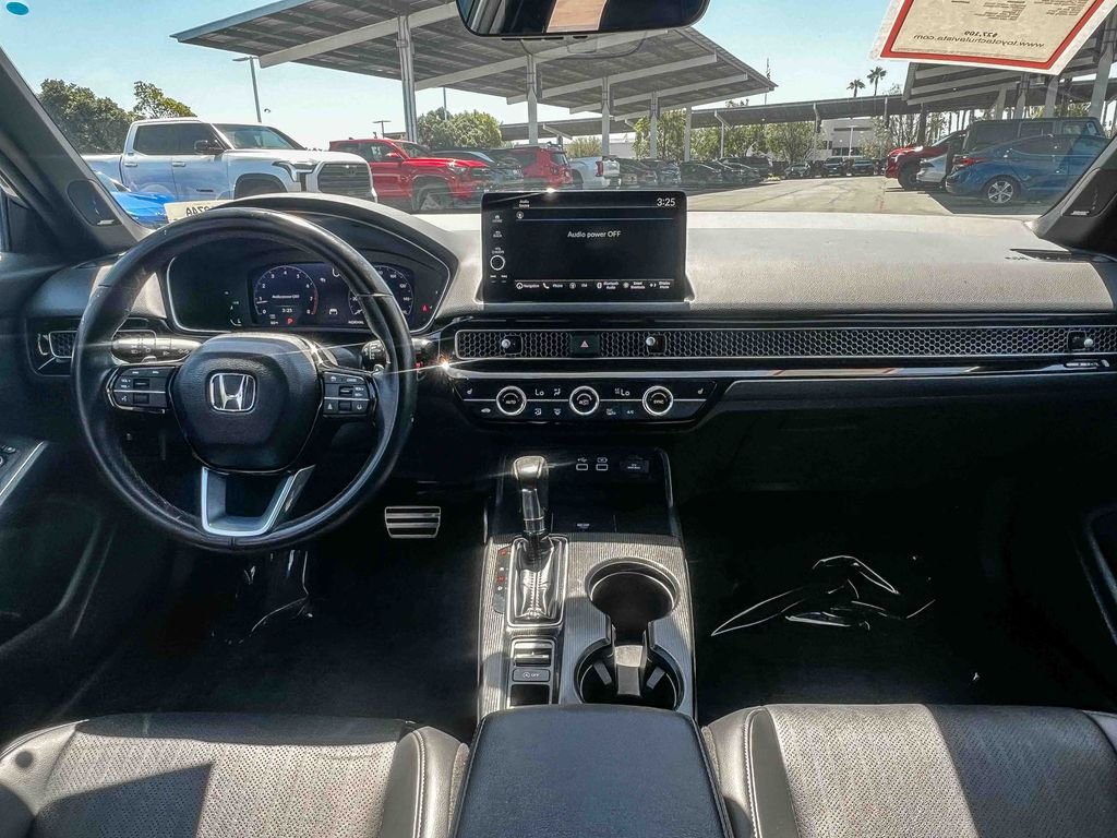 Used 2023  Honda Sport Touring image 12