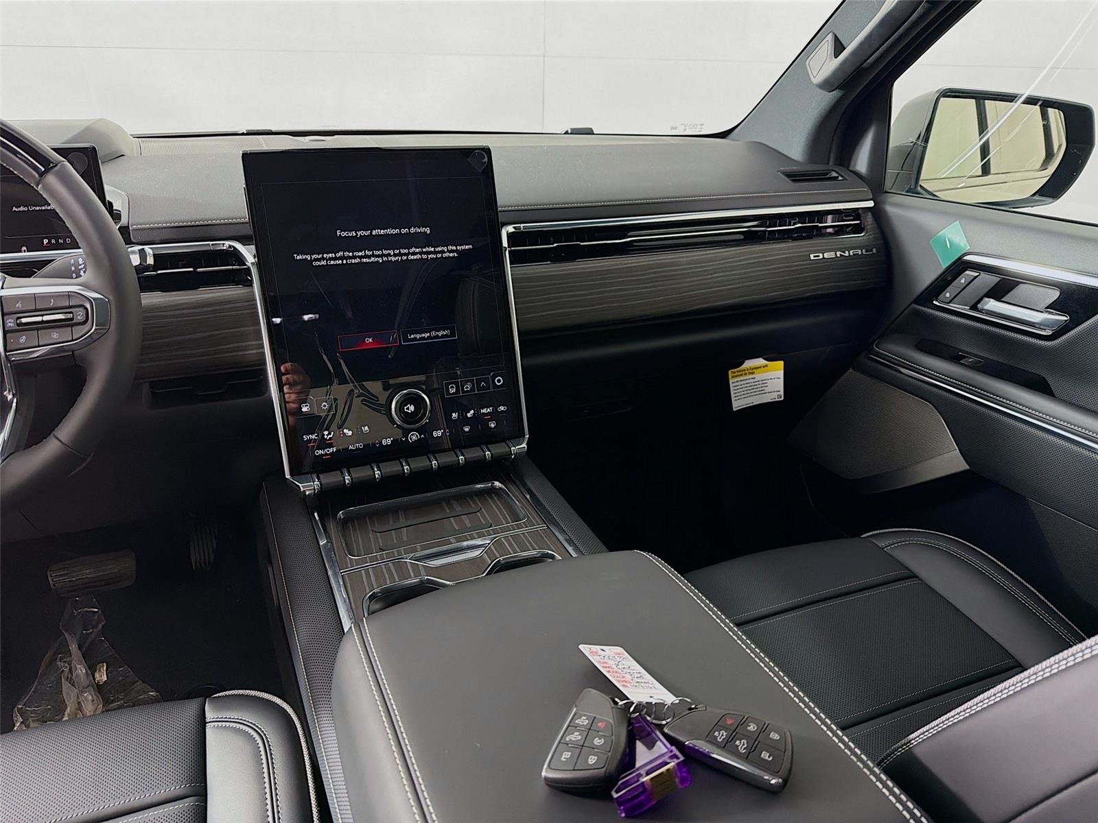 2025 GMC Sierra EV Denali - Photo 26