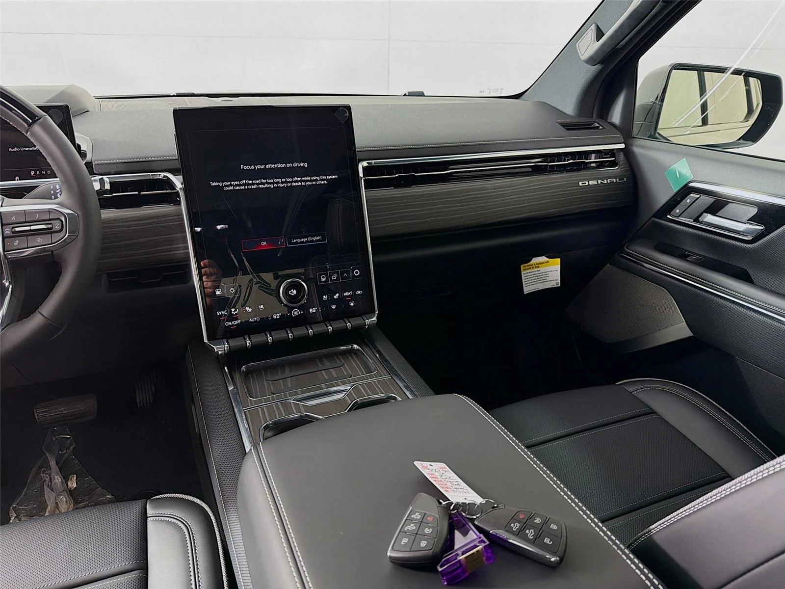 2025 GMC Sierra EV Denali - Photo 26