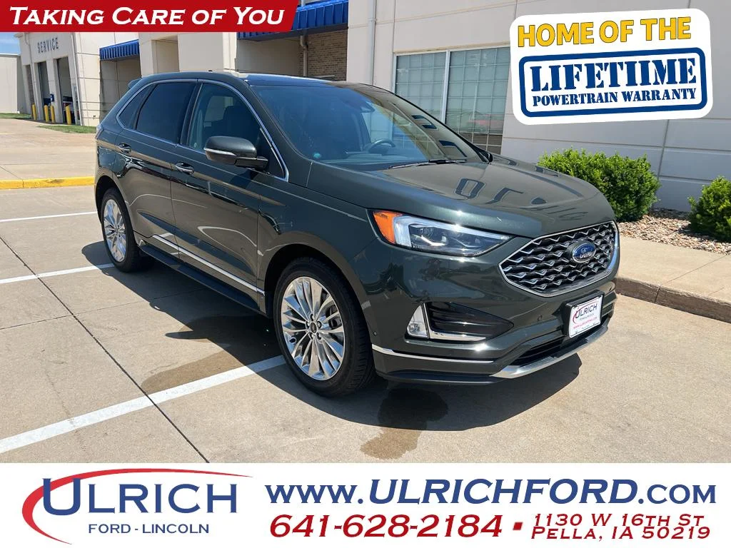 2022 Ford Edge Titanium AWD's photo
