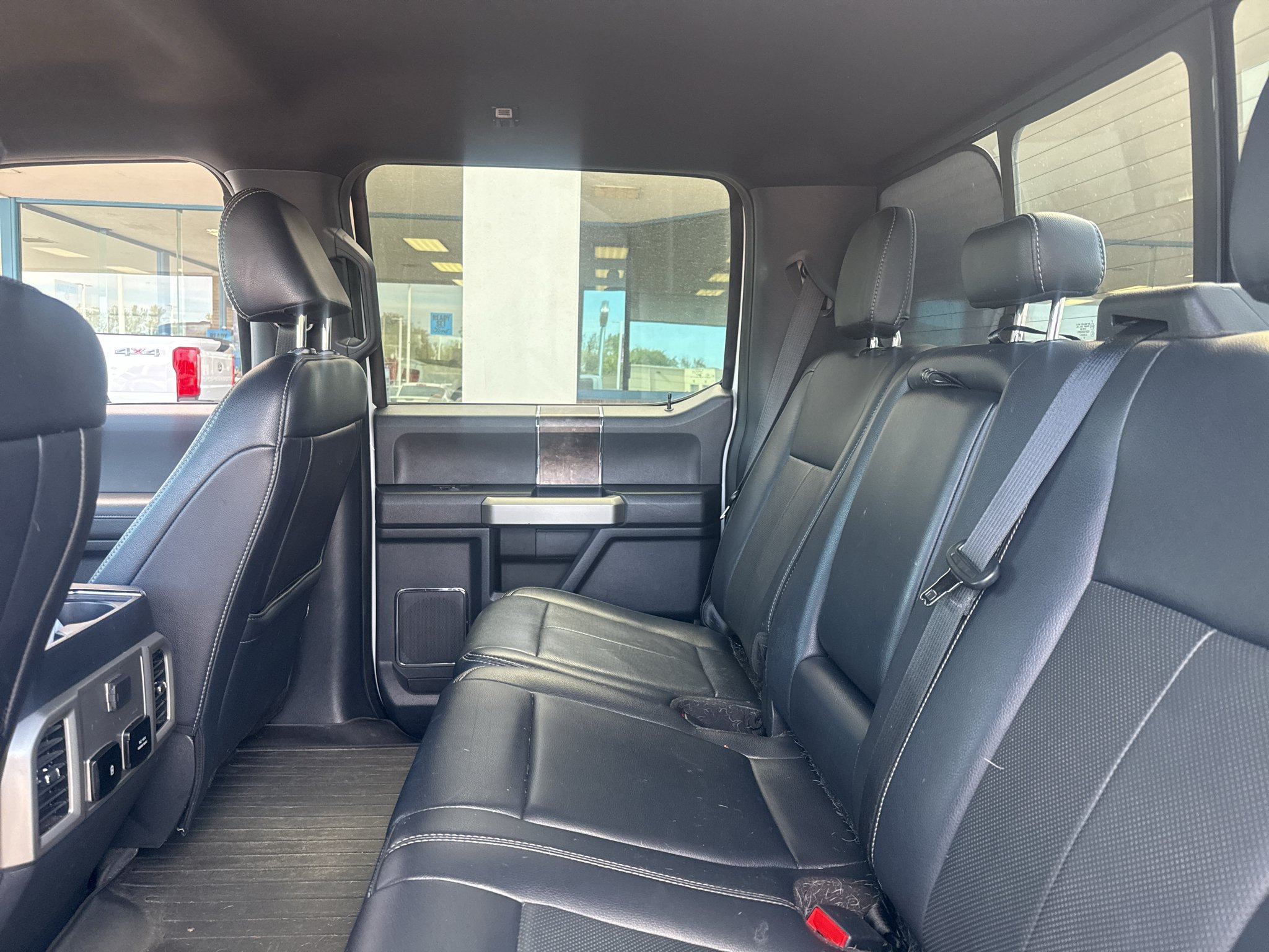 Used 2022 Oxford White Ford LARIAT image 13