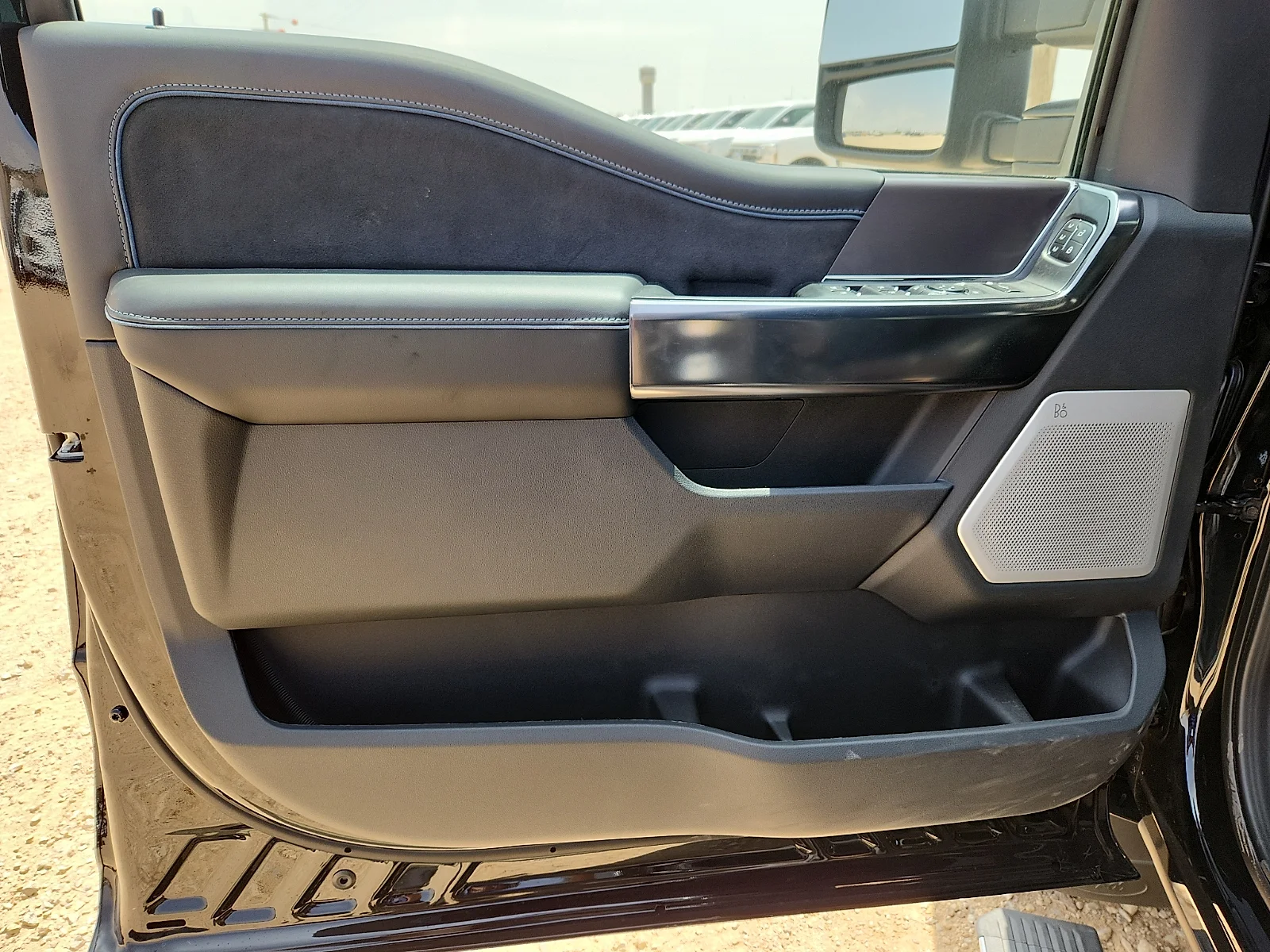 New 2026 Agate Black Metallic Ford F-350® Platinum® image 14