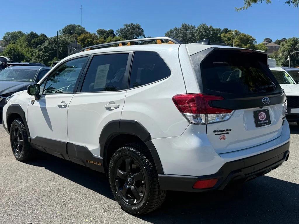 Used 2024 Crystal White Pearl Subaru Wilderness image 10