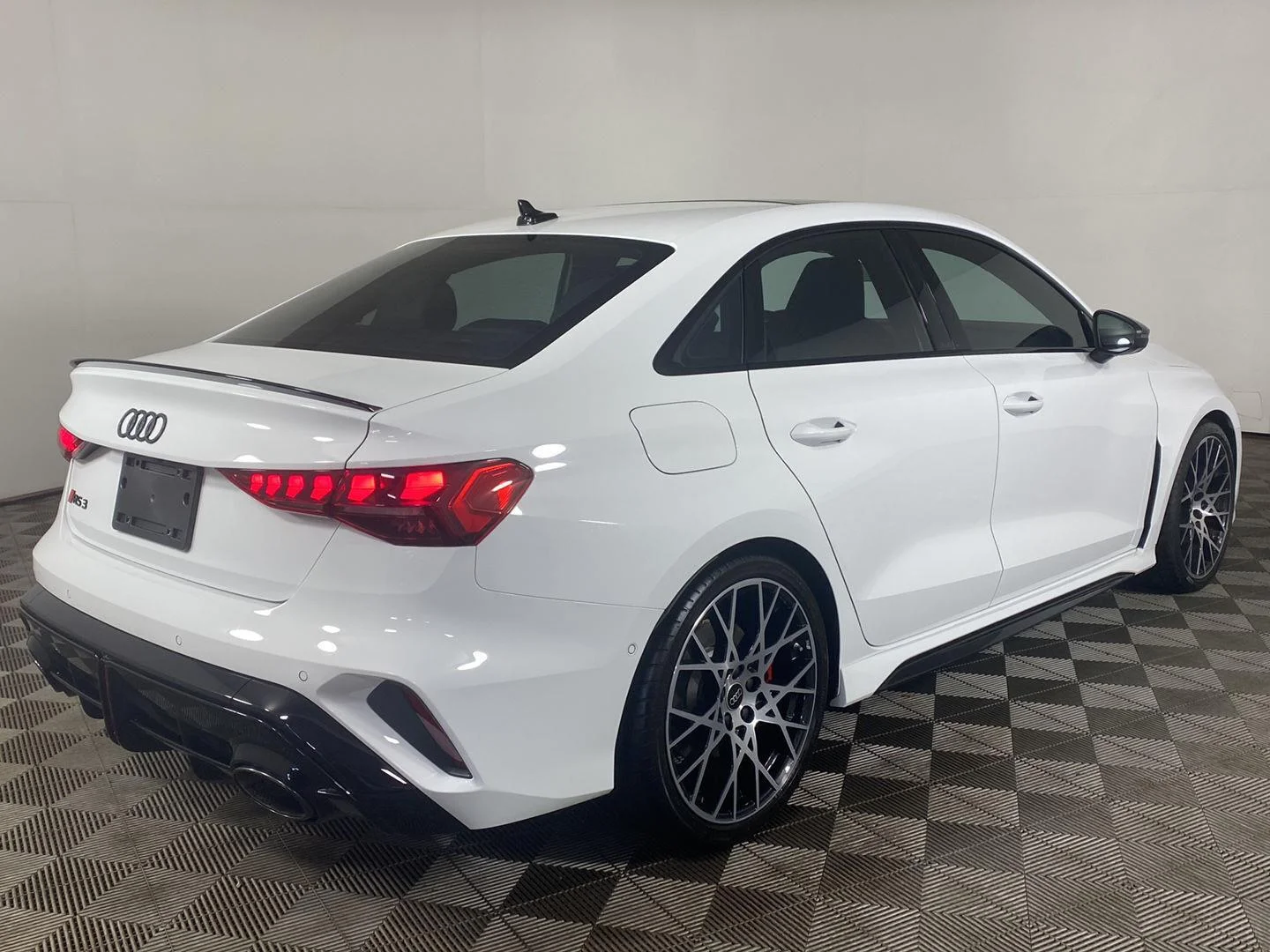 Used 2026 Arkona White Audi  image 7
