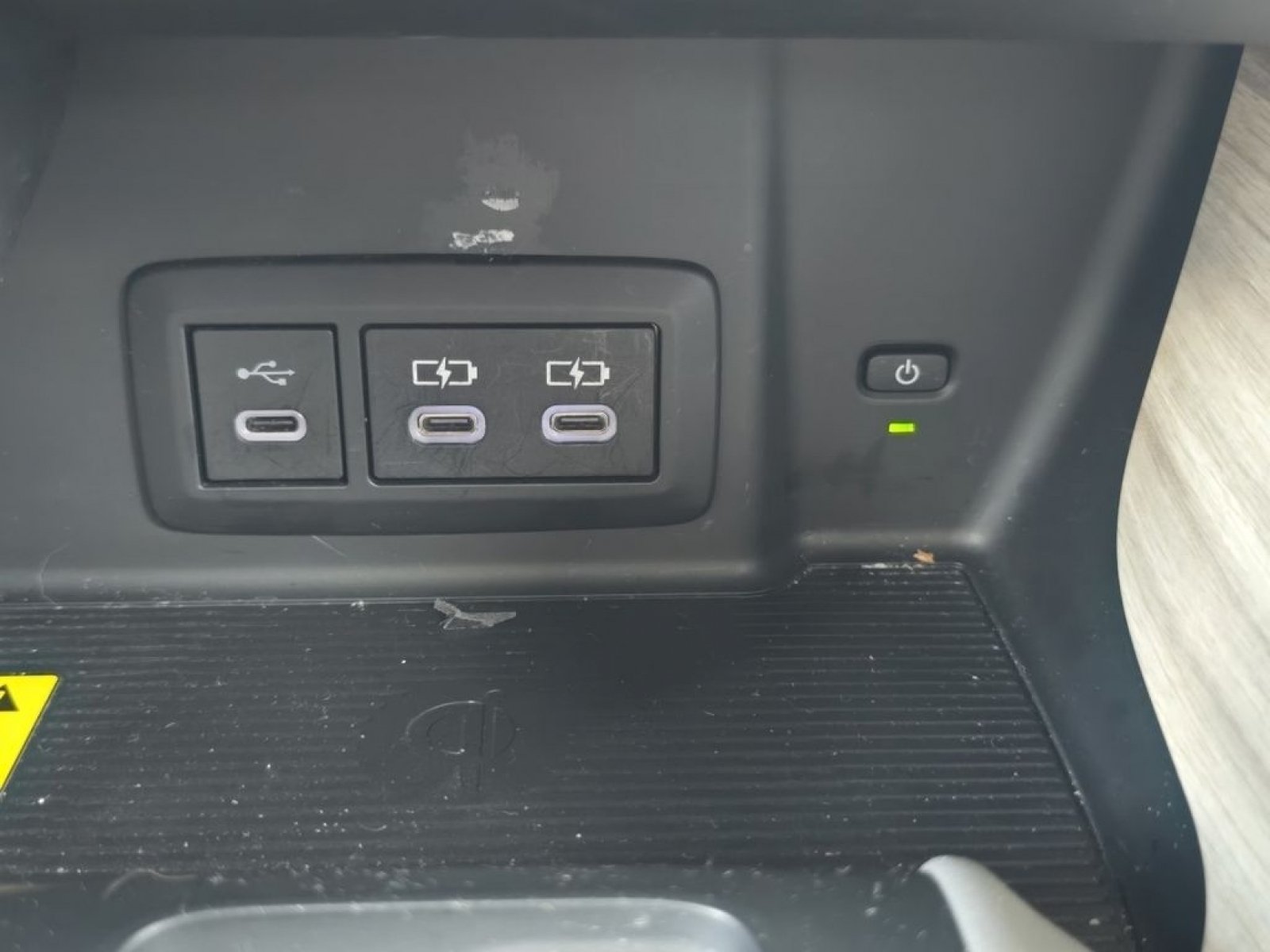 Used 2024 Titanium Toyota XLE image 8