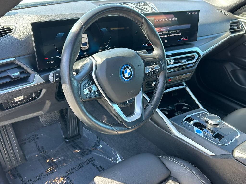 Certified Used 2023 Alpine White BMW eDrive35 image 13
