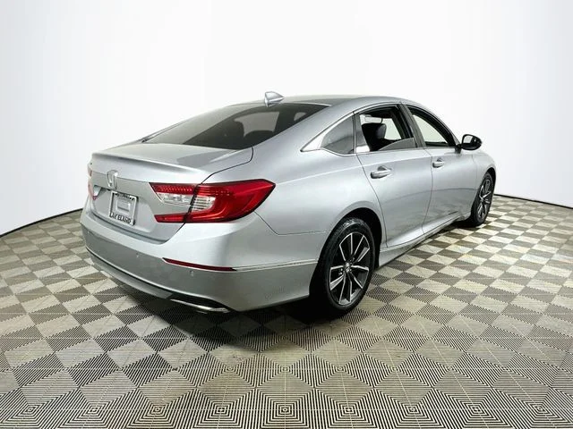 Certified Used 2022 Silver Honda EX-L image 3