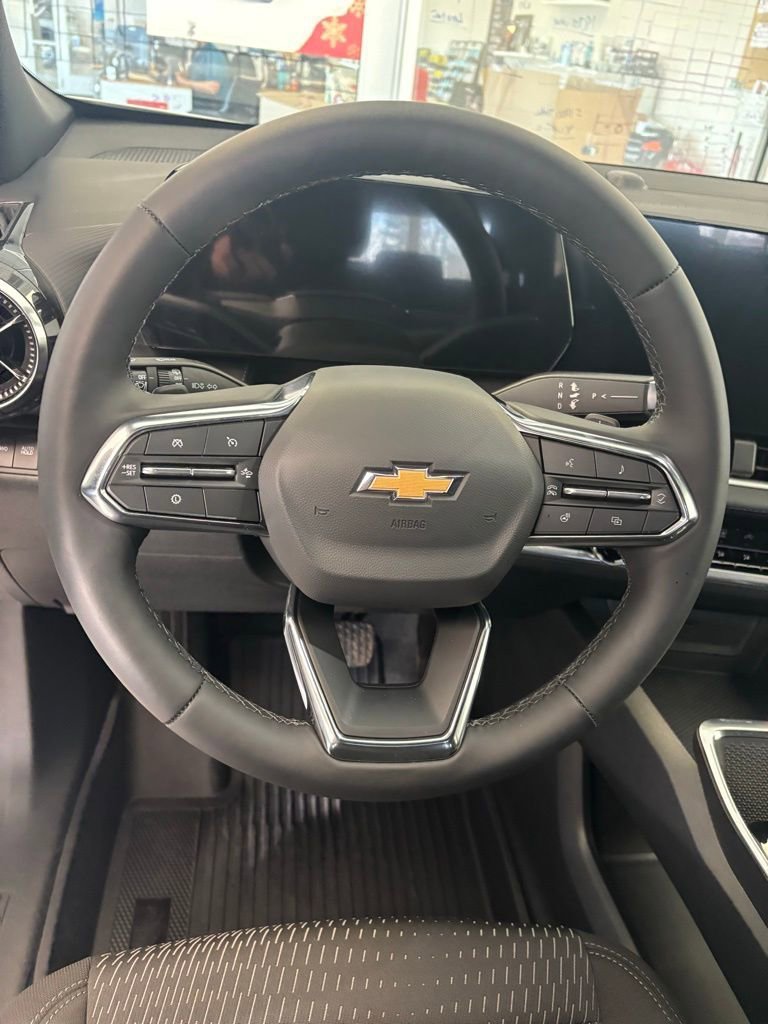 2026 Chevrolet Equinox LT - Photo 13