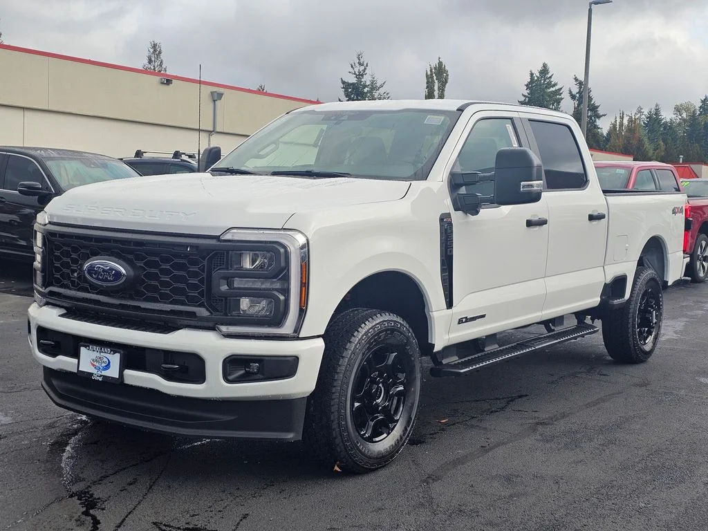 New 2026 Oxford White Ford F-350® XL image 3