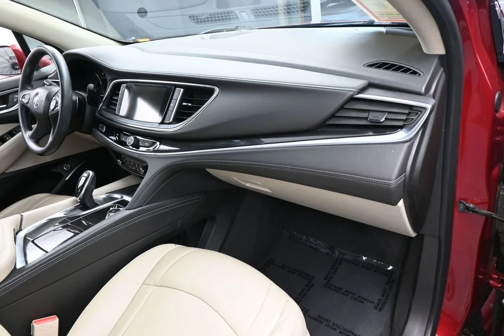 Used 2020 Red Quartz Tintcoat Buick Essence image 44