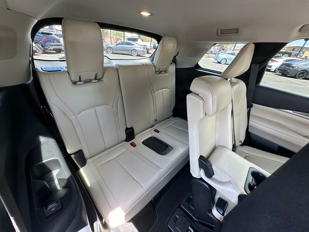 Used 2022 Gray INFINITI LUXE image 26