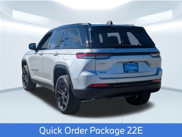New 2025 Silver Zynith Exterior Paint Jeep Limited image 4