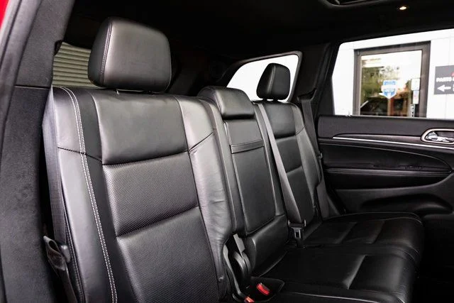 Used 2017 Red Jeep Limited image 25