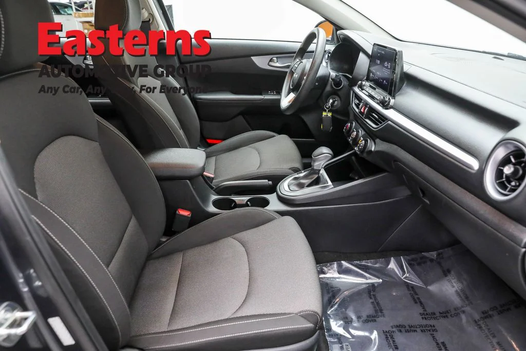 Used 2024 Gray Kia LXS image 23