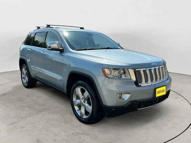 Used 2013 Beige Jeep Overland image 3