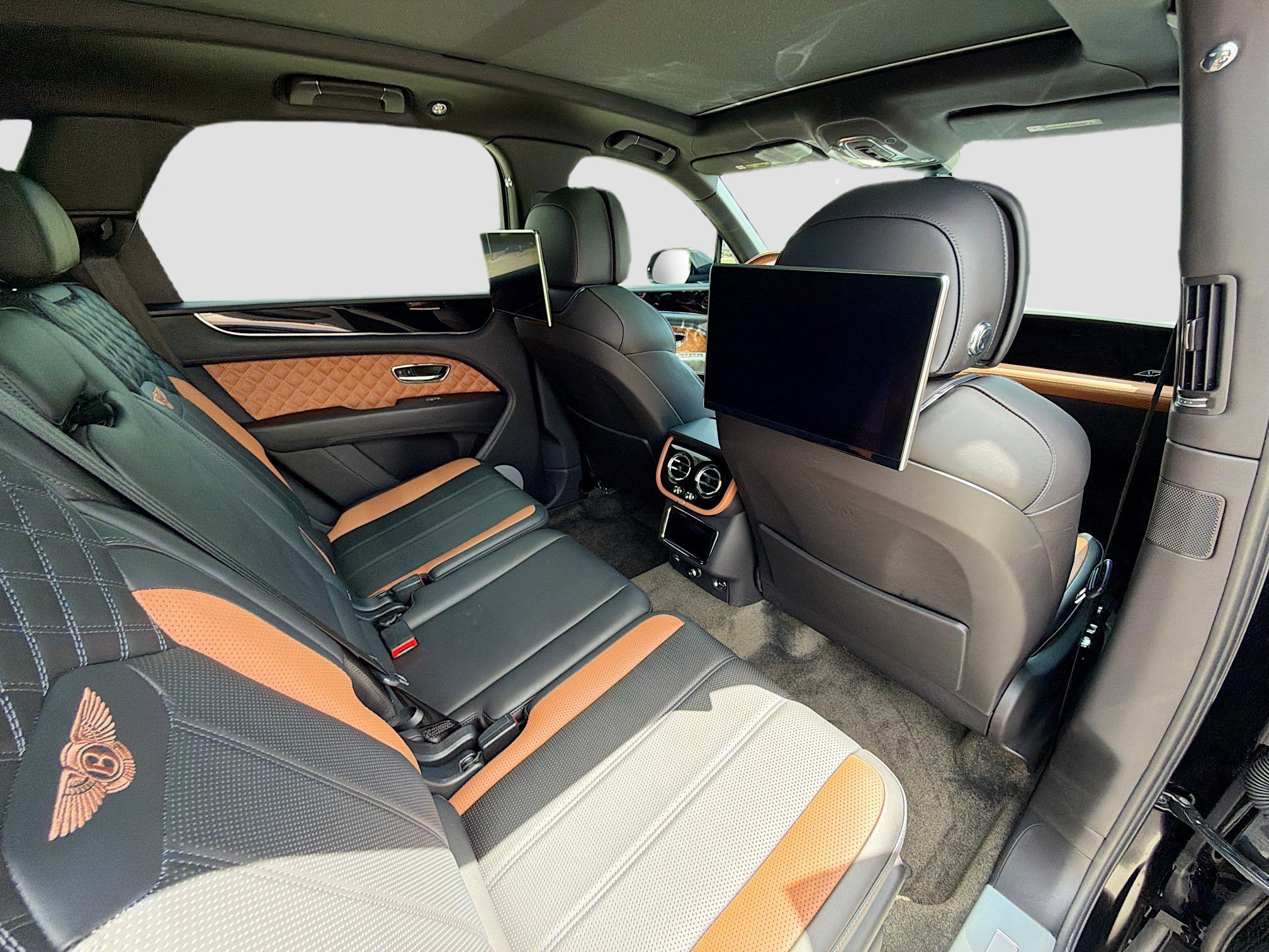 2022 Bentley Bentayga S - Photo 28