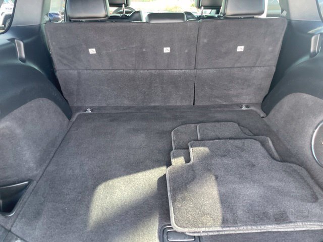 Used 2018 Diamond Black Jeep Limited image 12
