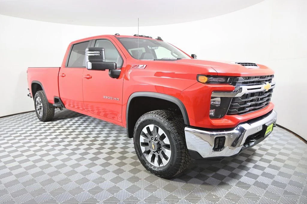 2026 Chevrolet Silverado 3500 HD LT - Photo 10