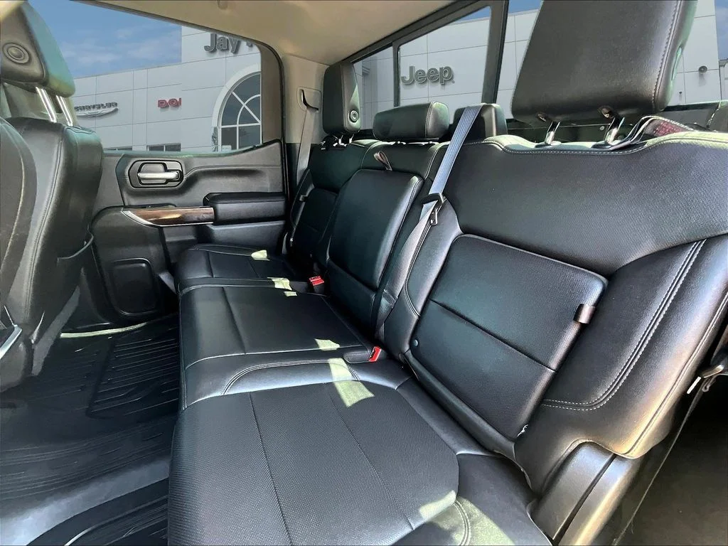 Used 2019 Black GMC SLT image 24