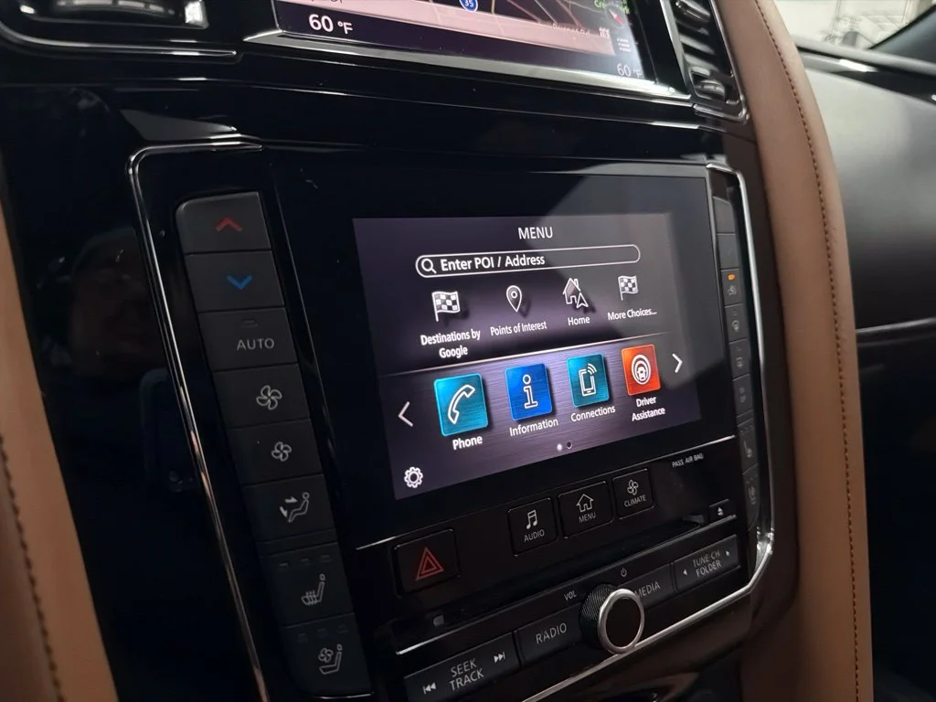 Used 2021 Blue INFINITI Sensory image 17