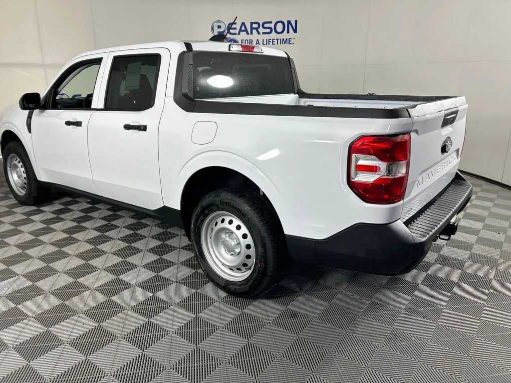 New 2026 Oxford White Ford XL image 9