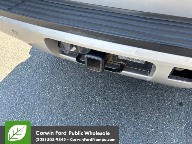 Used 2008 Silver GMC SLE image 11