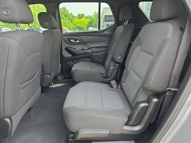 Used 2023 Gray Chevrolet LT image 11