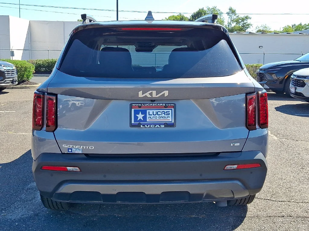 Used 2023 Silver Kia X-Line EX image 10