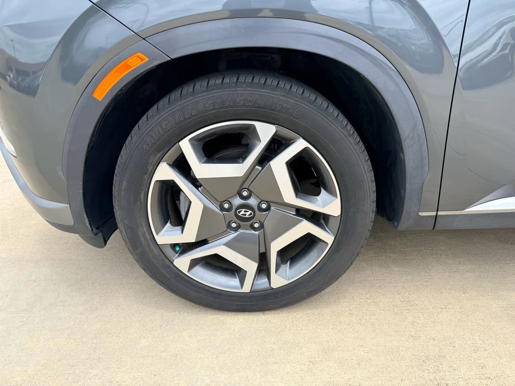 Used 2023 Steel Graphite Hyundai Limited image 33