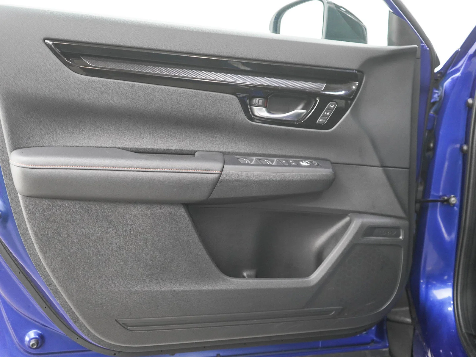 Used 2024 Blue Honda Sport Touring AWD image 19