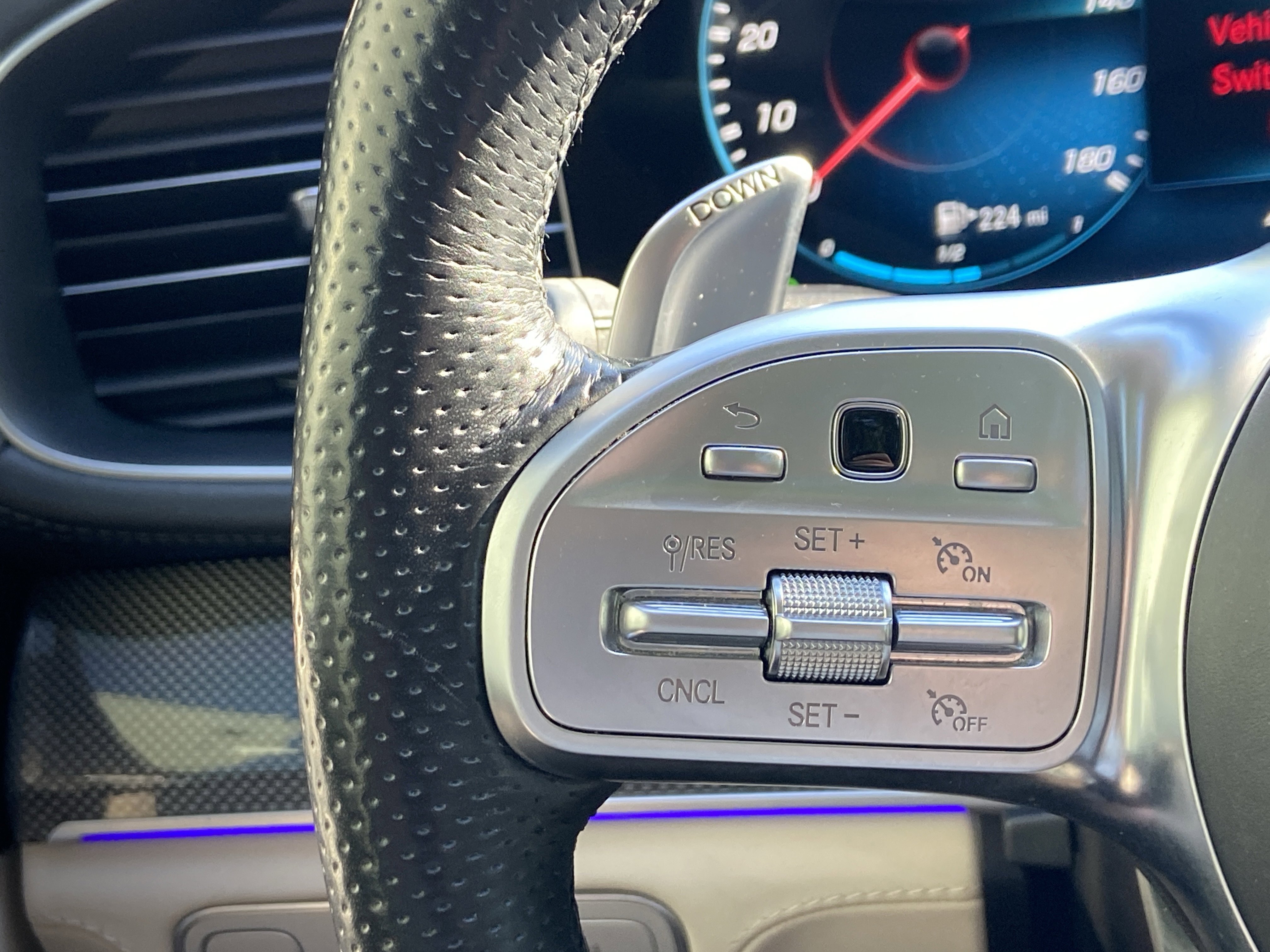 Certified Used 2021 Polar White Mercedes-Benz AMG® GLE 53 4MATIC® SUV image 28