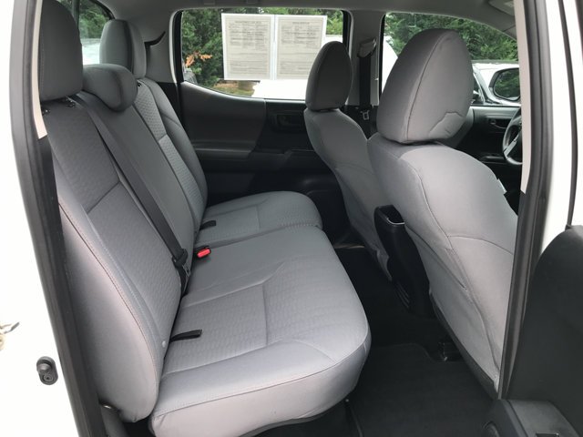 Used 2018 Super White Toyota SR image 23