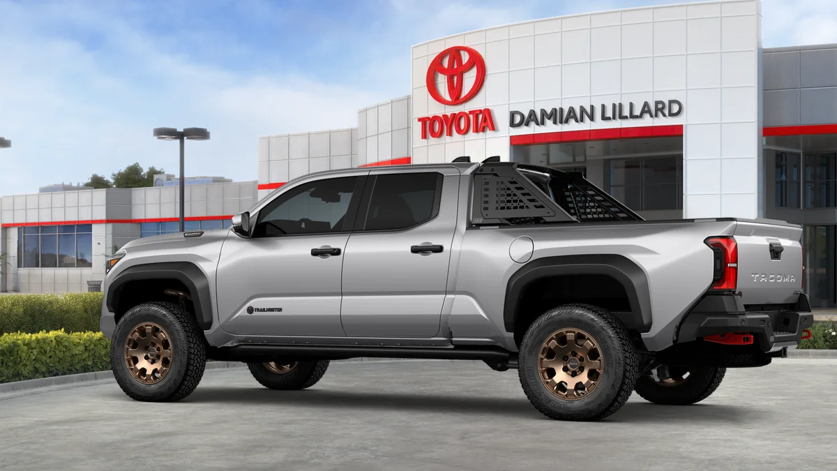 New 2026 Celestial Silver Metallic Toyota Trailhunter image 45