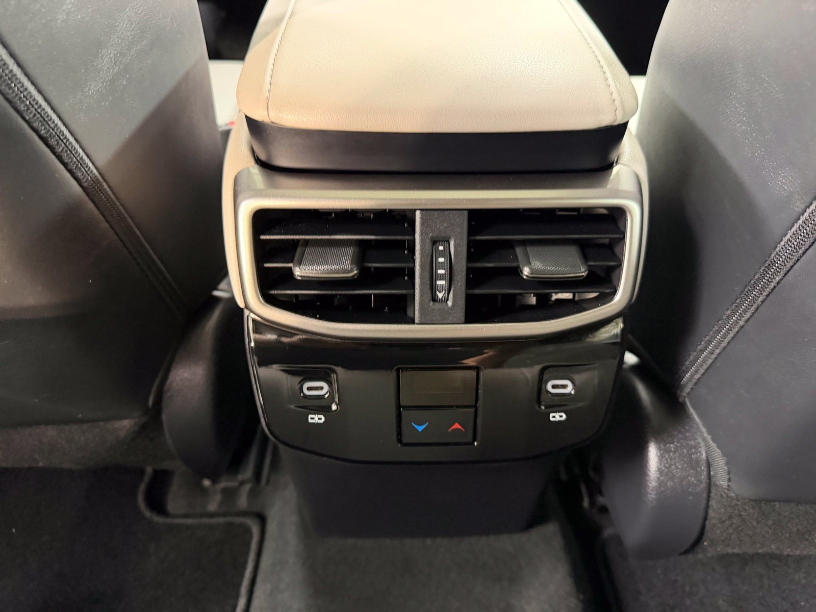 Used 2025 Silver Lexus 350h Premium image 25