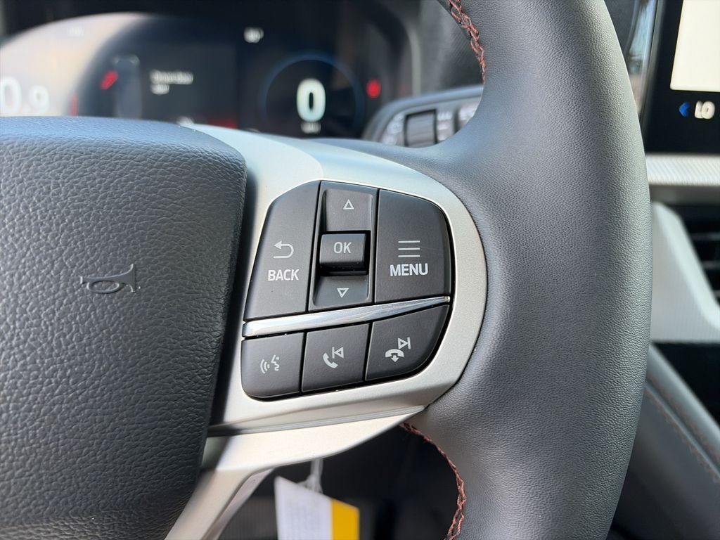 New 2027 Agate Black Metallic Ford Active image 21