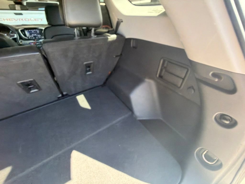Used 2024 Summit White GMC SLT image 47