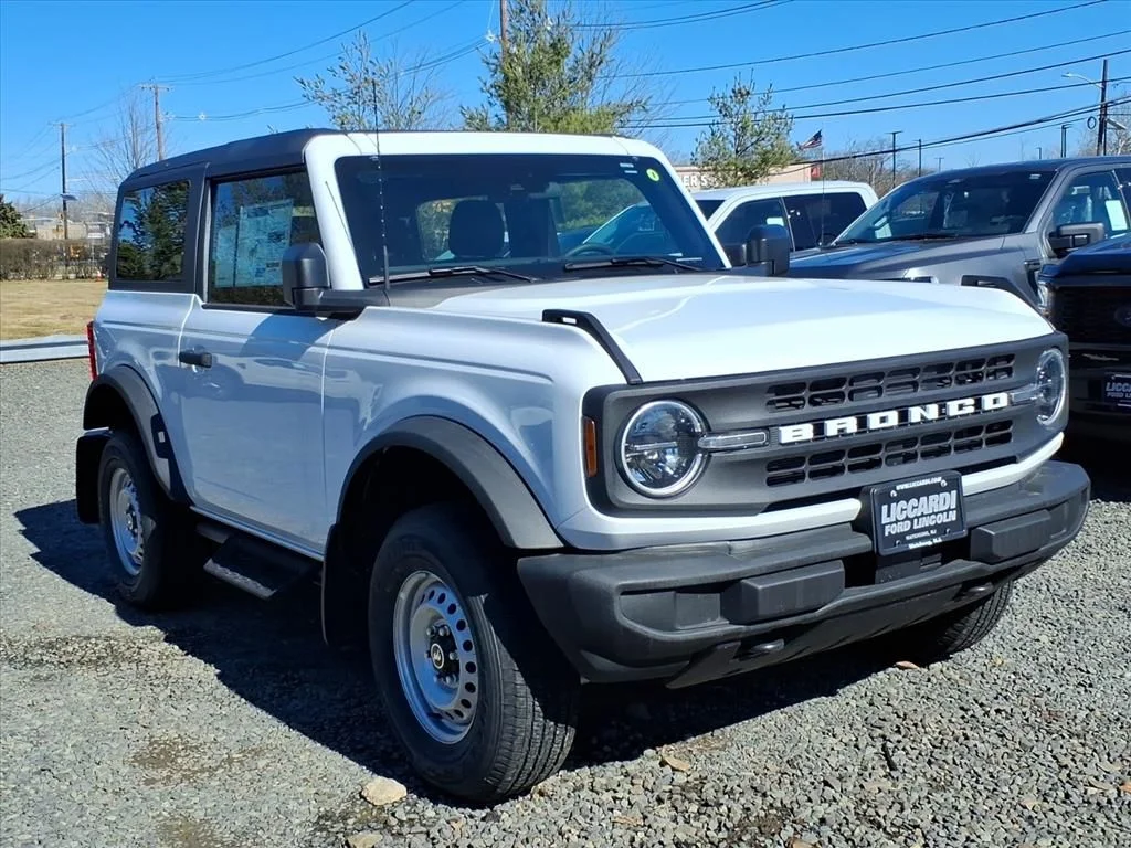 2025 Ford Bronco Base 4x4's photo