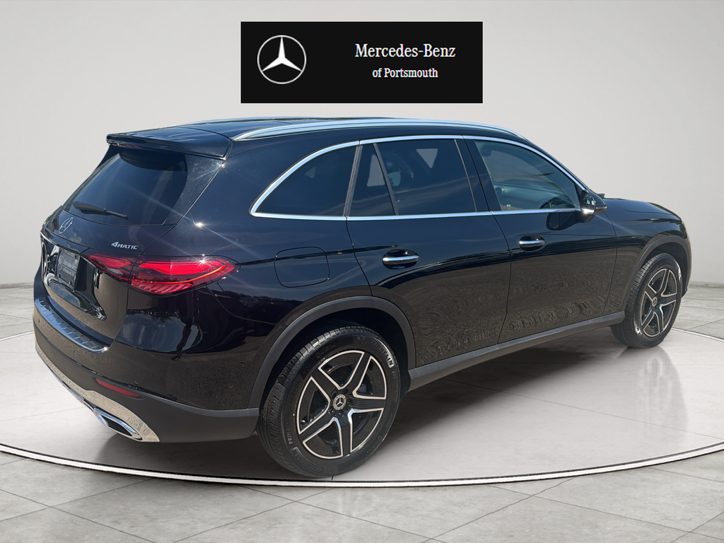 Used 2026 Black Mercedes-Benz GLC 300 image 5