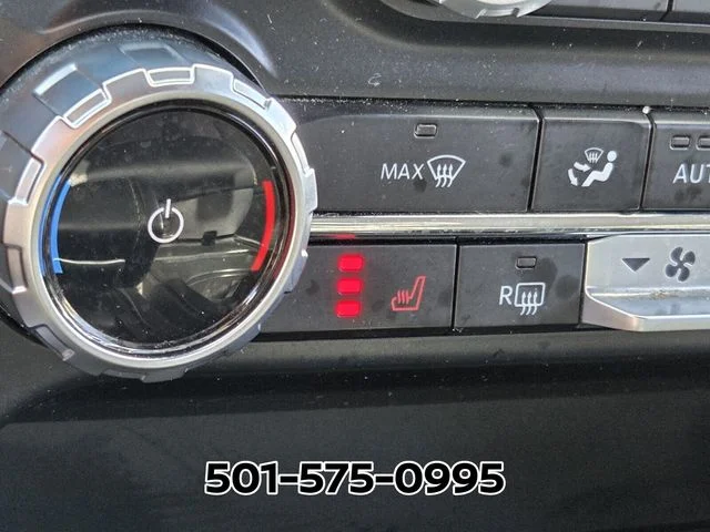 Used 2023 Black Ford XLT image 26