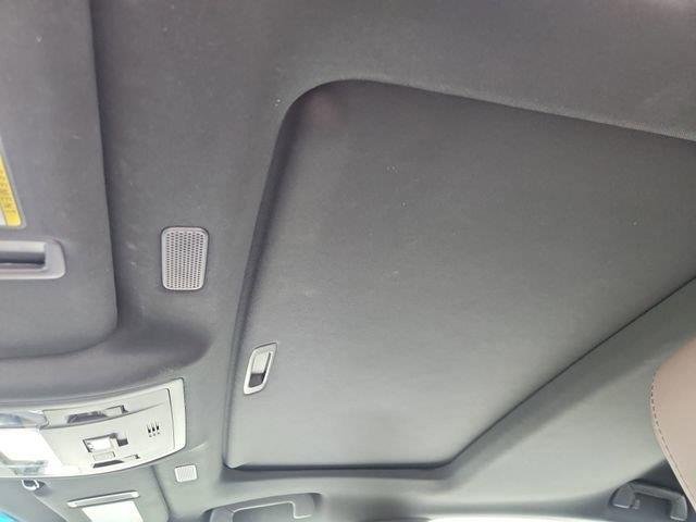 Used 2024 White Lexus ES 350 image 18