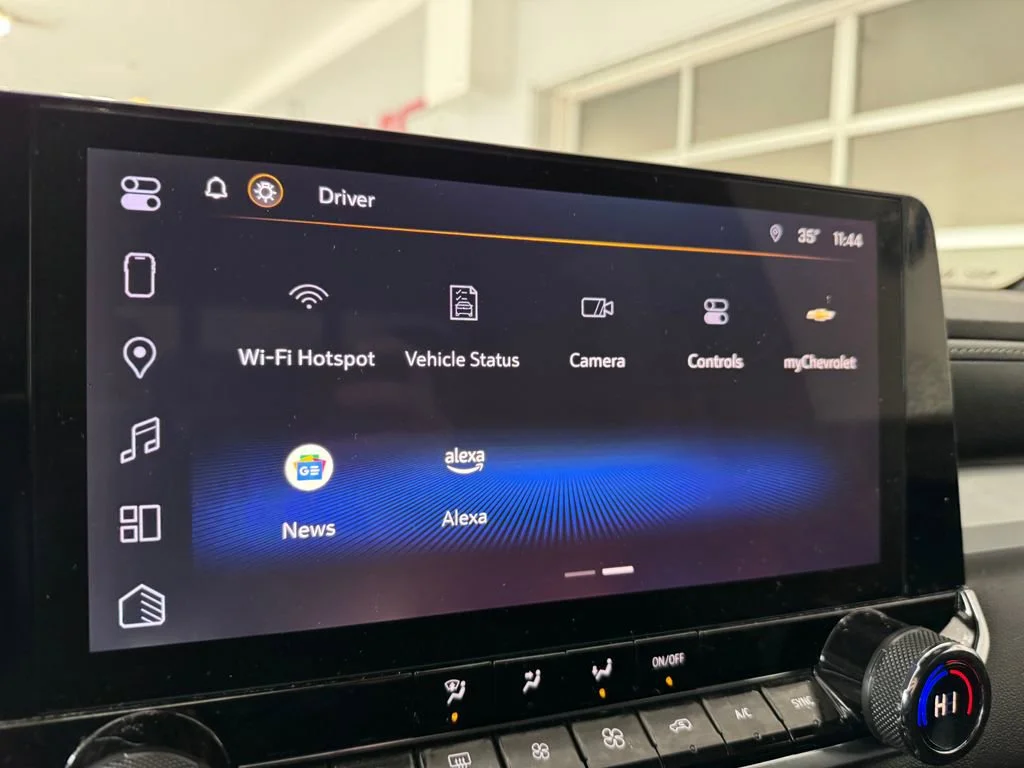 2023 Chevrolet Colorado LT - Photo 19