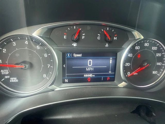 Used 2024 Black GMC SLE image 13