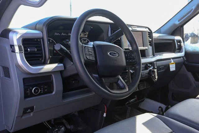 New 2026 Oxford White Ford XL image 16