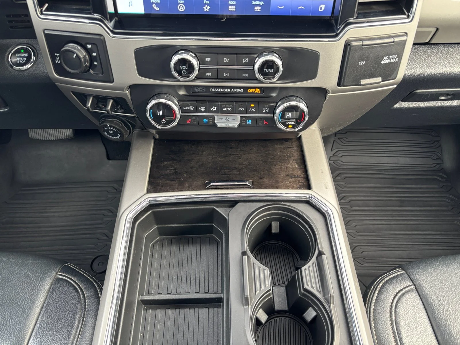 Used 2022 Agate Black Metallic Ford LARIAT image 15