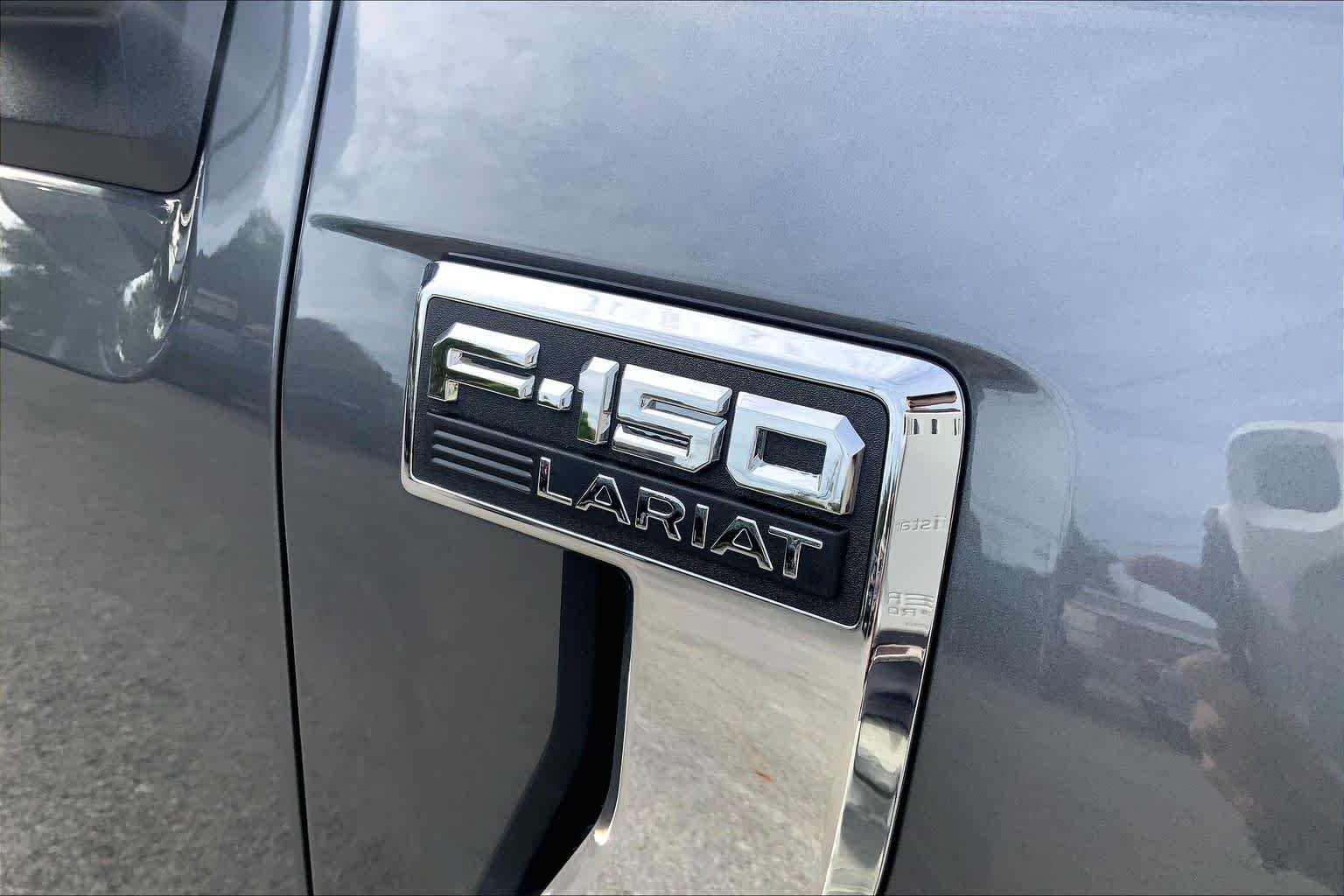 Used 2026 Carbonized Gray Metallic Ford LARIAT image 10