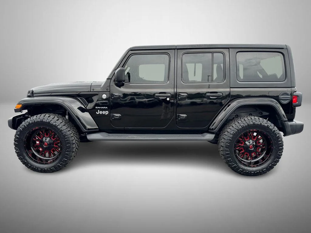 Used 2020 Black Jeep Unlimited Sahara image 5