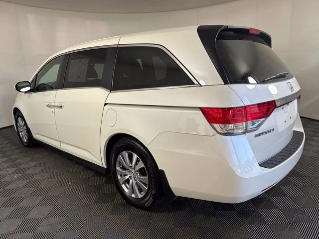 Used 2016 White Honda SE image 6